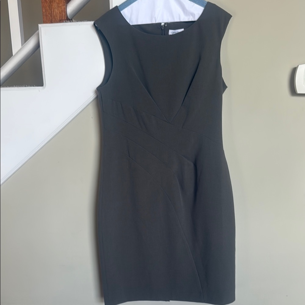 Elegant Black Sleeveless Dress